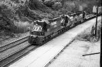 NS 1606 & 7013 leading train #221 through Lynchburg